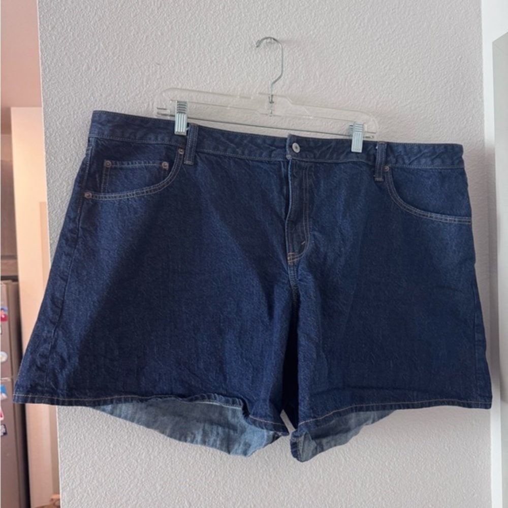 Abercrombie & Fitch Loose Short High Rise Jean Shorts Size 36/22 Curve Love
